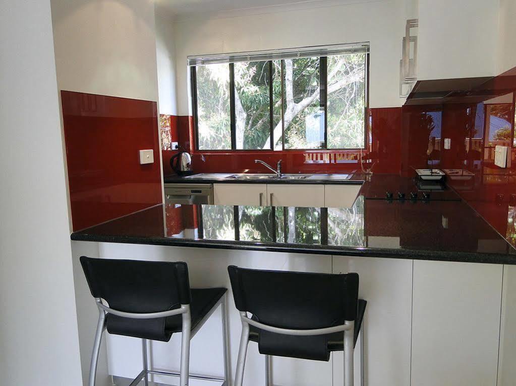 Seascape Holidays - Tropical Reef Apartments Порт Дъглас Екстериор снимка