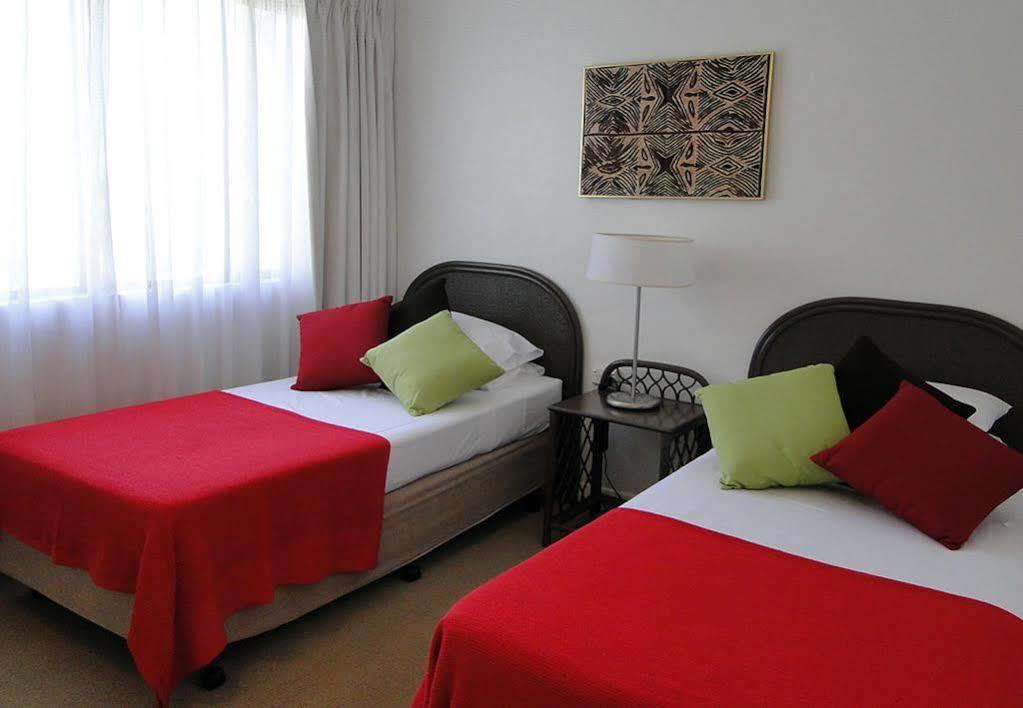 Seascape Holidays - Tropical Reef Apartments Порт Дъглас Екстериор снимка