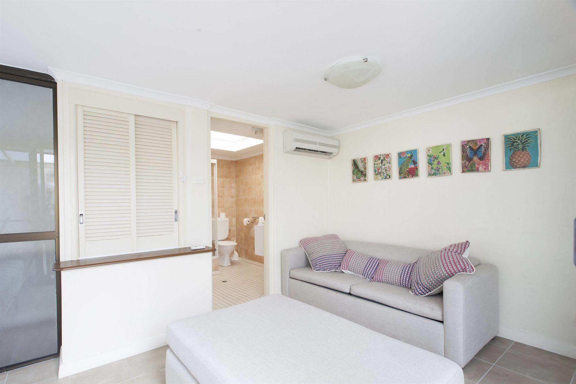 Seascape Holidays - Tropical Reef Apartments Порт Дъглас Екстериор снимка