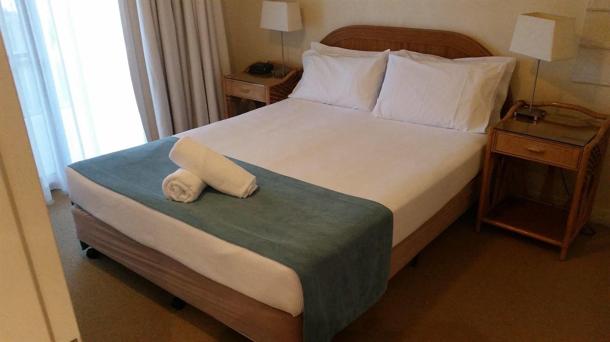 Seascape Holidays - Tropical Reef Apartments Порт Дъглас Екстериор снимка