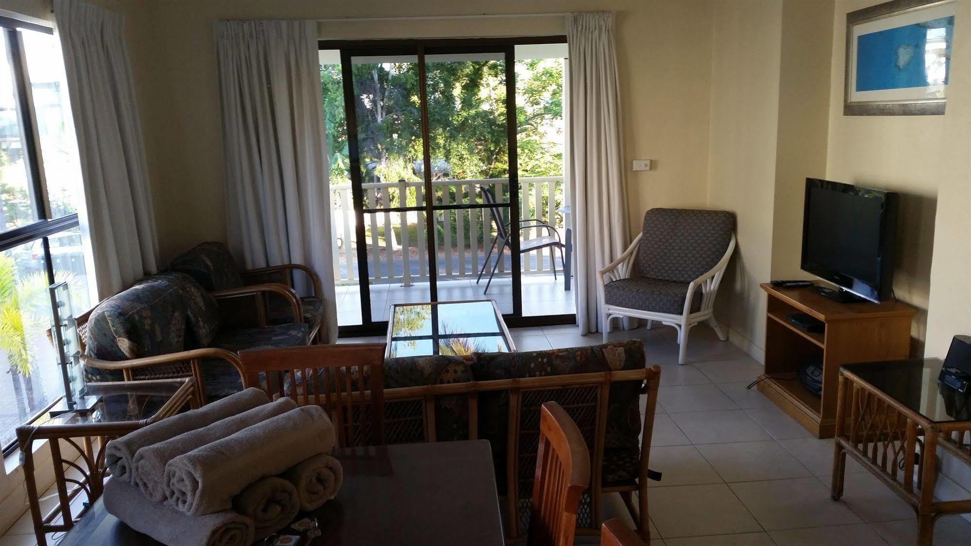 Seascape Holidays - Tropical Reef Apartments Порт Дъглас Екстериор снимка