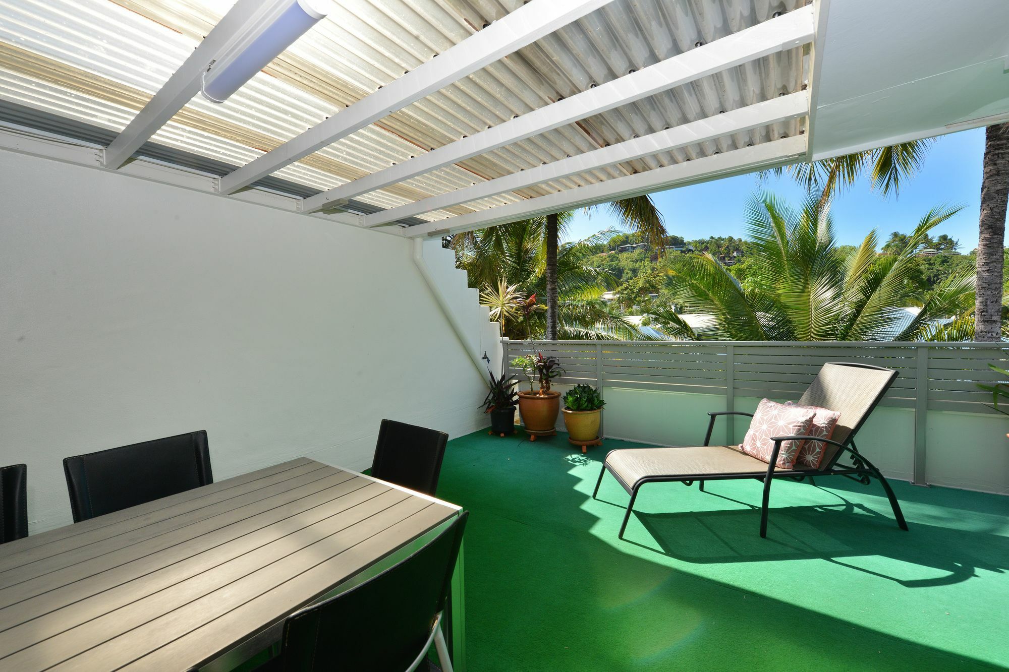 Seascape Holidays - Tropical Reef Apartments Порт Дъглас Екстериор снимка